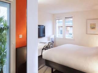 Le Bugatti Hotel 3*